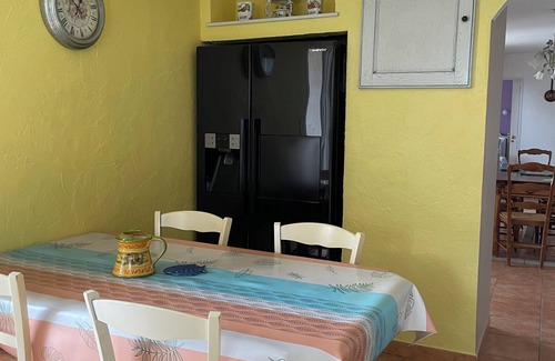 Rochegude House | Character house with swimming pool in the Drôme with two bathrooms.