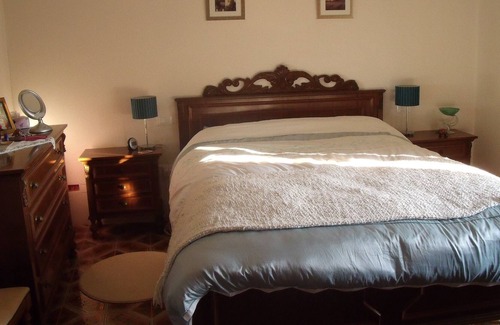 Capestrano Villa | Character stone villa suitable for self catering