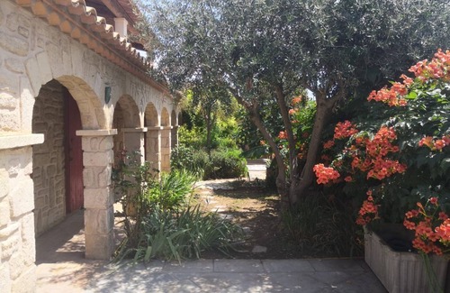 Perols House | Character villa, air-conditioned, large swimming pool, garage, near beaches