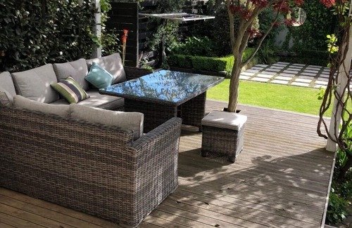 Blenheim House | Character Villa in the heart of Blenheim