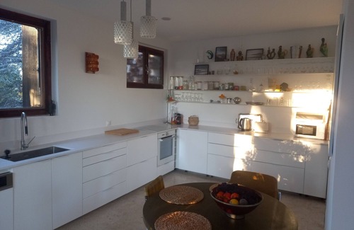 Perols Villa | Character villa, village center, large garden, pool, 5mm from beaches, streetcar.