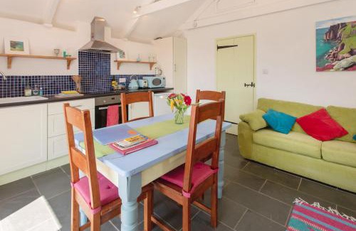 Saint Martin House | Characterful cottages near stunning coast