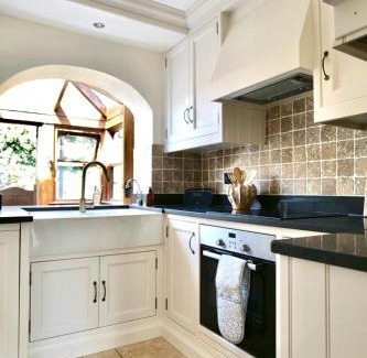 Shutford House | Characterful holiday home in Oxfordshire Cotswolds