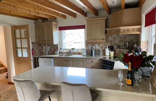 Lowick Cottage | Characterful & spacious C17th cottage. 3 Bed. Pet friendly. Rural tranquillity.