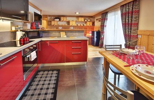 Courmayeur Apartment | Characteristic apartment on the central square of the Church of Courmayeur