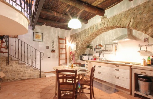 Castellabate Historic Centre House | Characteristic Cilento house in the heart of the historic center of Castellabate, tastefully furnish