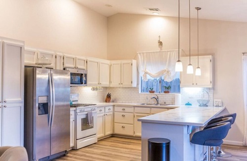 Columbia House | Charade House Redding
