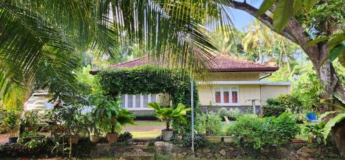 Gampaha House | CHARAKAMA Guest Bungalow - GAMPAHA