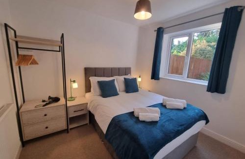 Cribbs Causeway House | Charfield House by Cliftonvalley Apartments