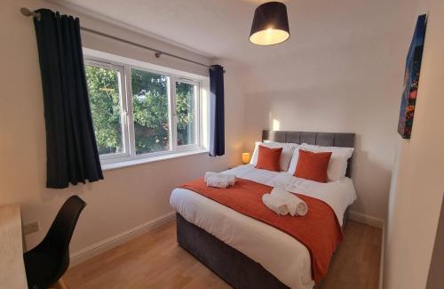 Cribbs Causeway House | Charfield House by Cliftonvalley Apartments