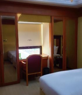 Jakjeon-dong Hotel | Charis Hotel