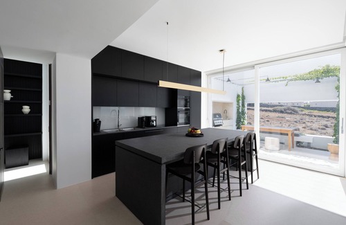 Oia Villa | Charisma Estate by Fantasia Villas