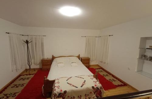 Souli House | Charlami's Mansion -Παραδοσιακό Πέτρινο Σπίτι με Τζάκι και Πανοραμική Θέα