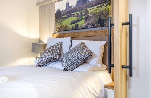 Lansdown Hotel | Charlcombe Inn