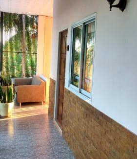 Trang House | Charlee House