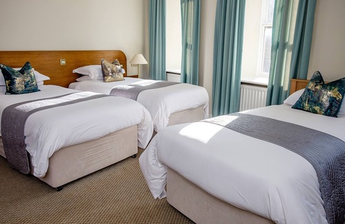 Armagh Hotel | Charlemont Arms Hotel