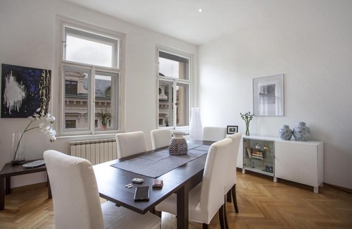 Prague 1 Apartment | Charles Bridge apartment