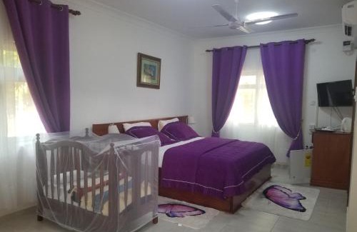 Ampenyi Hotel | Charlestina Beach Resort