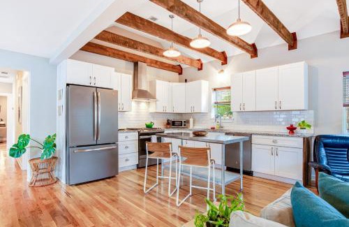 Westside House | Charleston Champion
