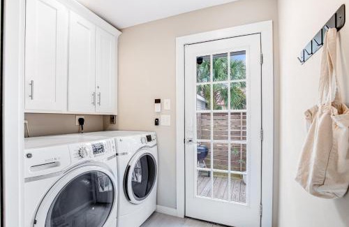 Westside House | Charleston Champion