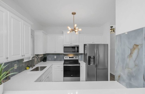 Earlewood House | Charleston Charm | 4BR, 3BA