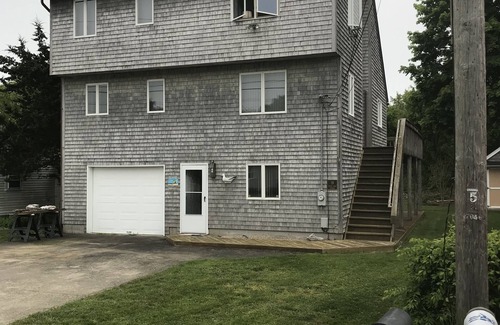 Kenyon House | Charlestown Beach Green Hill Pond, RI