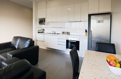 Charlestown Hotel | Charlestown Executive Apartments