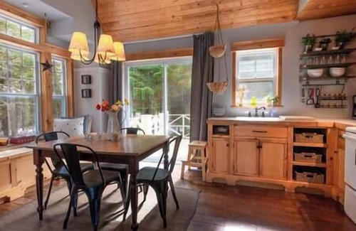 Saint Aime Des Lacs Ski Chalet | Charlevoix - Chalet Le St-germain