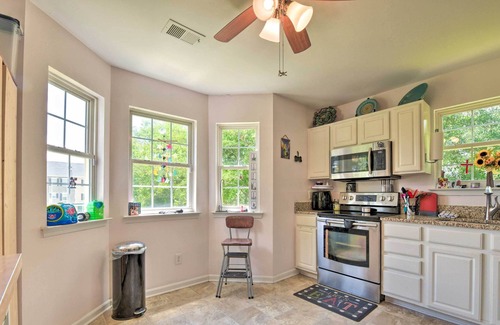 Pineville House | Charlotte Area Retreat Near Shopping & Dining!