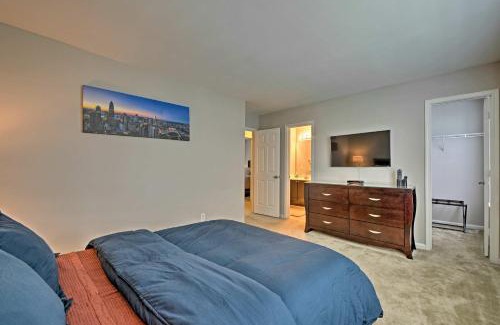 Charlotte House | Charlotte Family Retreat with Deck, Near UNCC!
