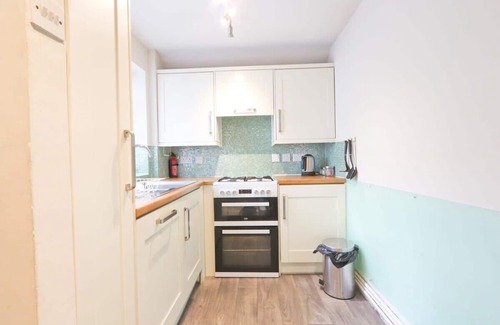 Clifton Apartment | Charlotte's charming clifton flat