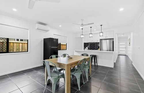 Caboolture House | Charlotte's Place