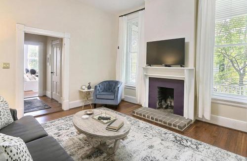 Historic Downtown Savannah Apartment | Charlton On Lafayette