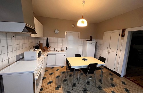 Saint-Hilaire-sur-Benaize Cottage | Charming House in Brenne Park: Garden, River, Close to Vienne, Near Futuroscope