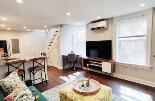 Fitler Square Apartment | Charm In Rittenhouse - Patio - Hosted by Stay Rafa