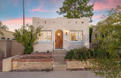 West University House | Charm/Near 4th Ave/Walk to U of A/1 BR 1 BA