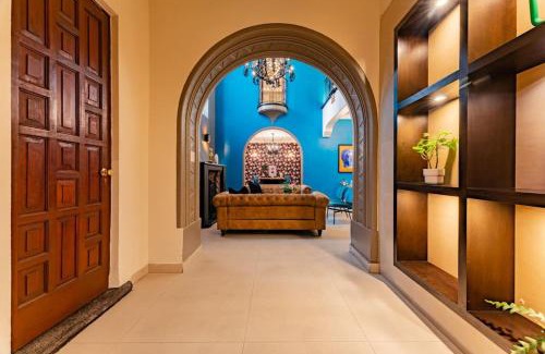 Colonia Cuauhtemoc House | Charm near Roma Luxurious Mansion for Groups