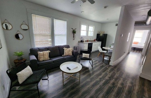 Stone Oak Apartment | Charm of Tobin Hill in San Antonio