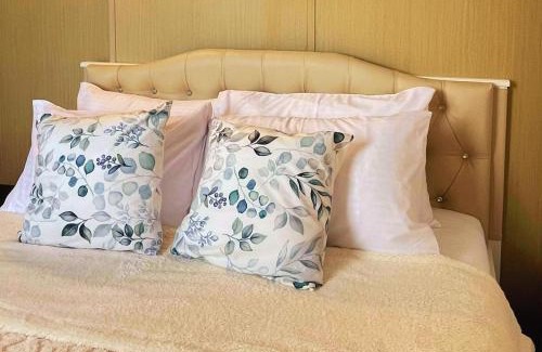 Ususan Apartment | Charm's City Escape at Grace Residences