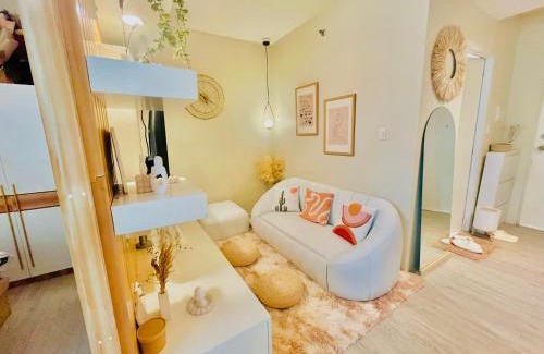 CSJDM House | Charm Soleil