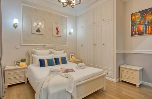 Bonne-Nouvelle Apartment | Charmant 150m2 5CH Romantic - Centre Ville - Clim