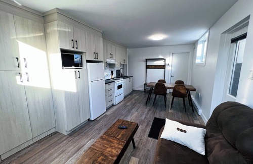 Riviere-du-Loup Regional County Municipality Apartment | Charmant appartement central à RDL