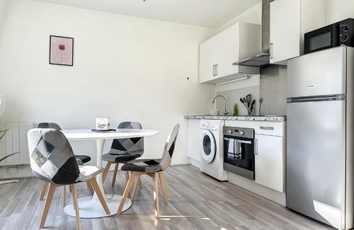 Ispagnac Apartment | Charmant appartement avec terrasse parking