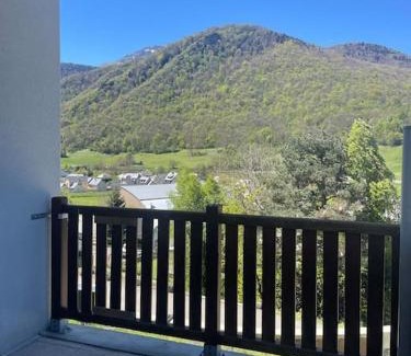 Arreau Apartment | Charmant appartement avec terrasse