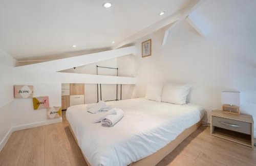 La Madeleine Apartment | Charmant appartement climatisé à 6min de la mer