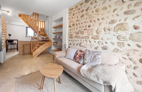 Chateauneuf-sur-Isere Apartment | Charmant Duplex Avec Terrasse