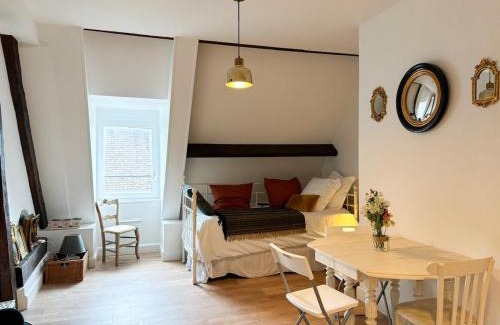 Remalard-en-Perche Apartment | Charmant duplex au calme "La Tourelle" avec wifi