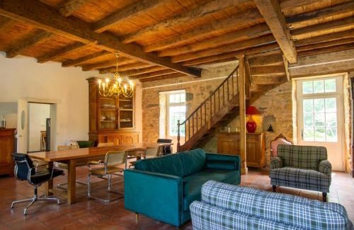 Saint-Medard-d'Excideuil House | Charmante Maison de Campagne au Bord de l'Eau avec Grand Jardin - Périgord Vert, Animaux Acceptés - FR-1-616-338