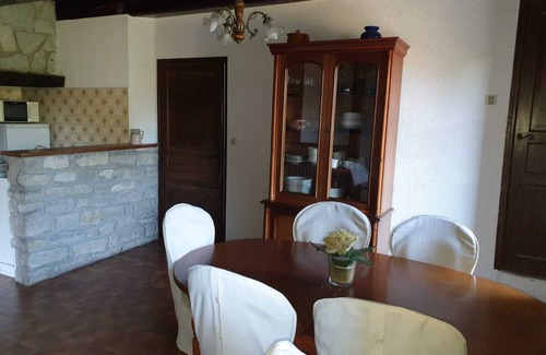 Le Caylar Apartment | Charmant Gîte au Coeur du Caylar