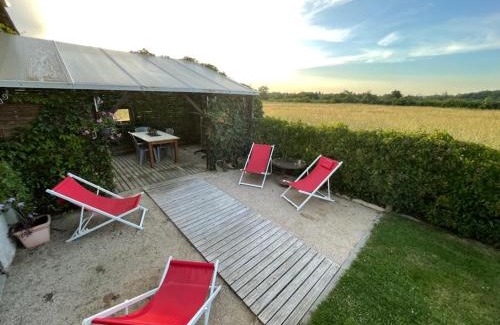 La Petite-Marche House | Charmant gîte avec jardin clôturé, cheminée et nombreux équipements près des stations thermales - FR-1-489-159